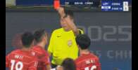 苗原:裁委会和fifa讲师为周定洋红牌评议开会,结论还是红牌