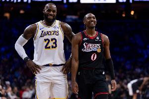 在詹姆斯做出决定后 NBA休赛期还将上演哪些大戏？